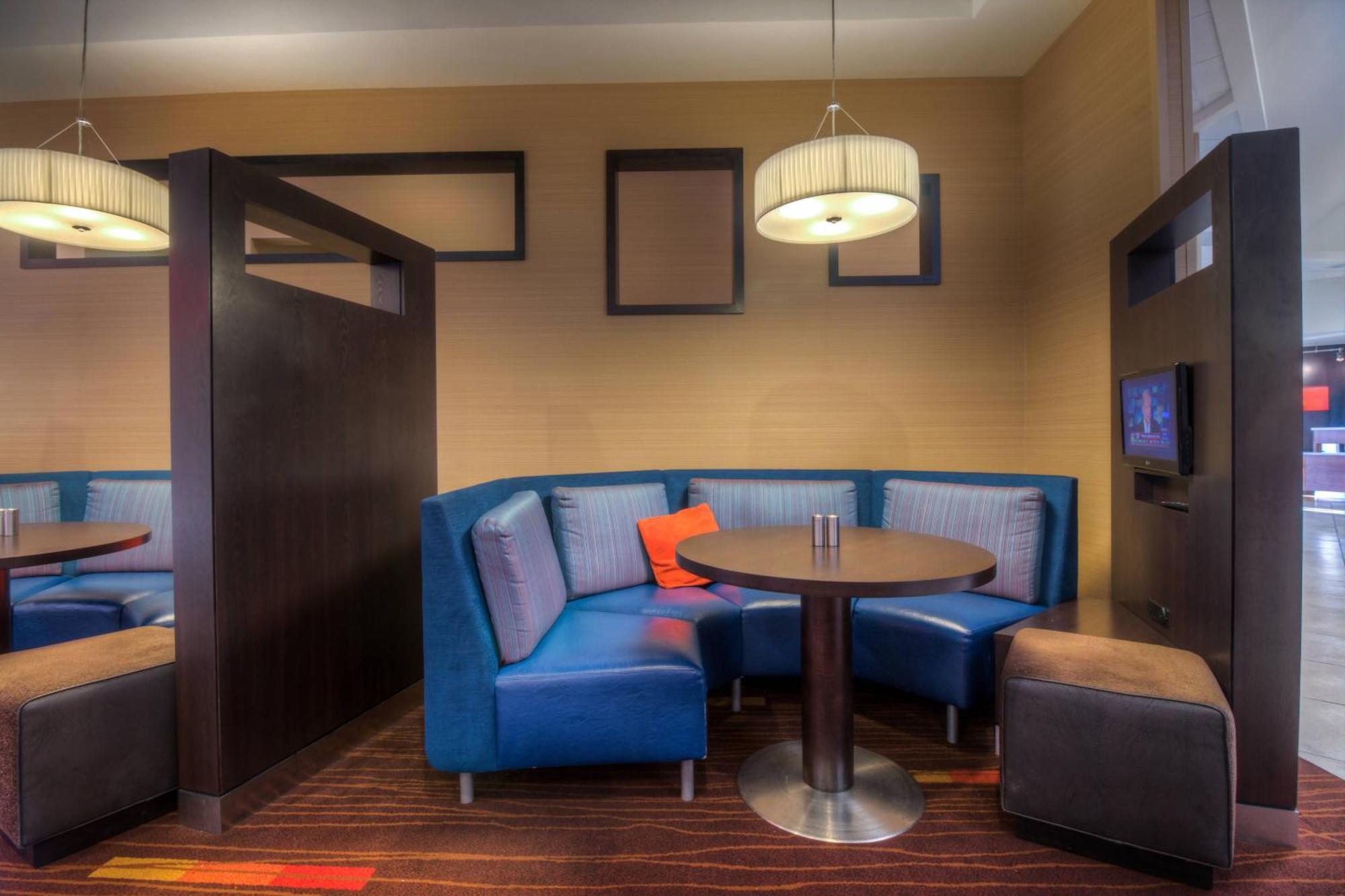 Courtyard By Marriott קילין מראה חיצוני תמונה