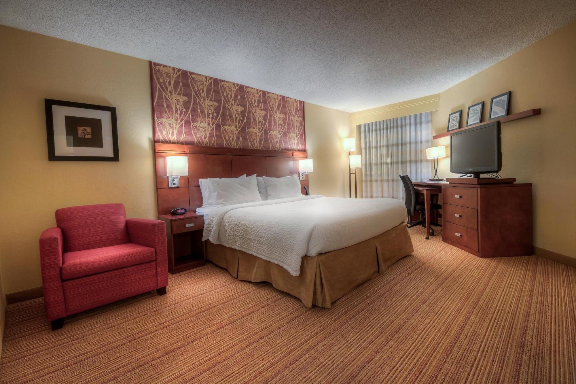 Courtyard By Marriott קילין מראה חיצוני תמונה