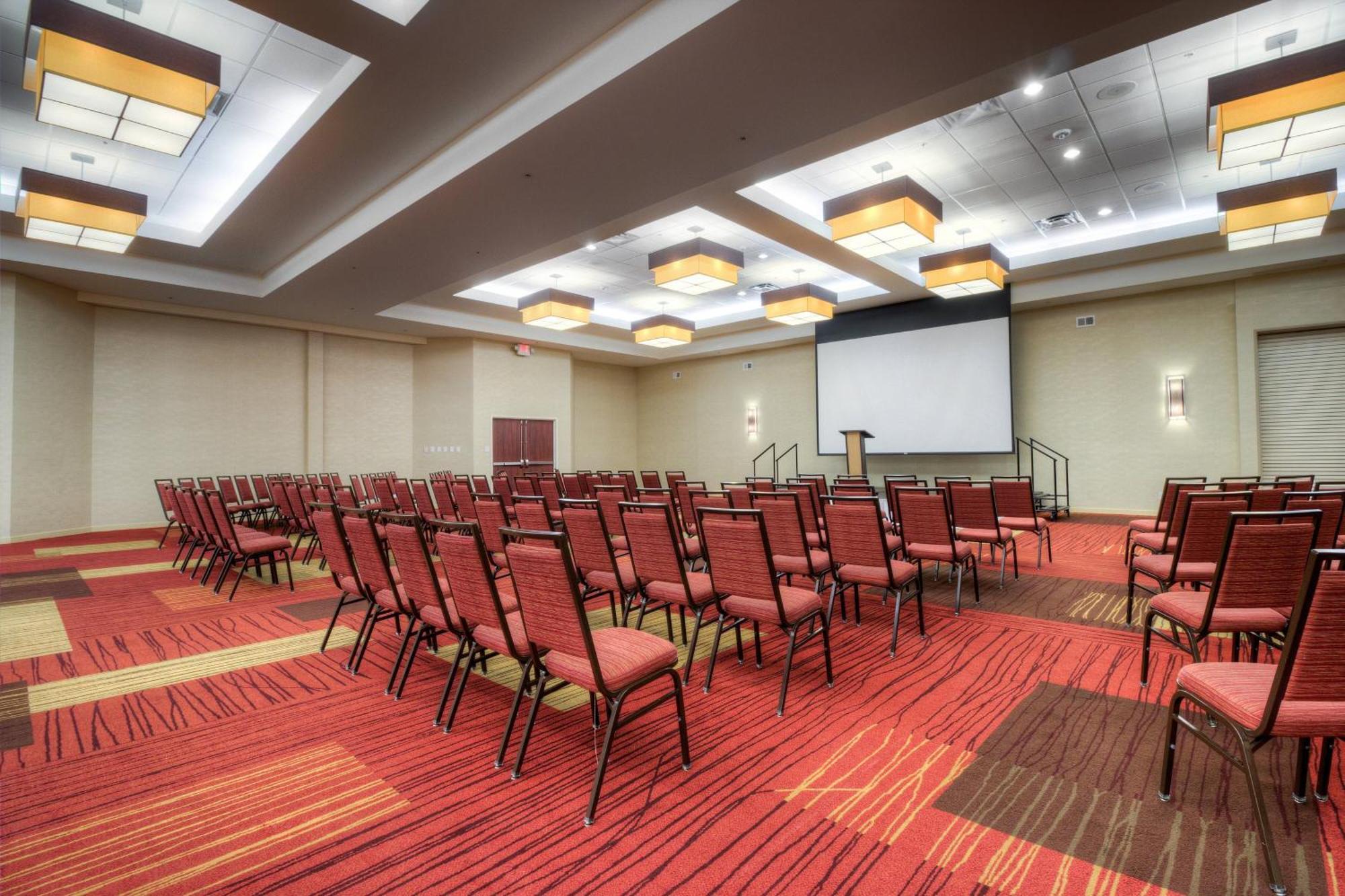 Courtyard By Marriott קילין מראה חיצוני תמונה