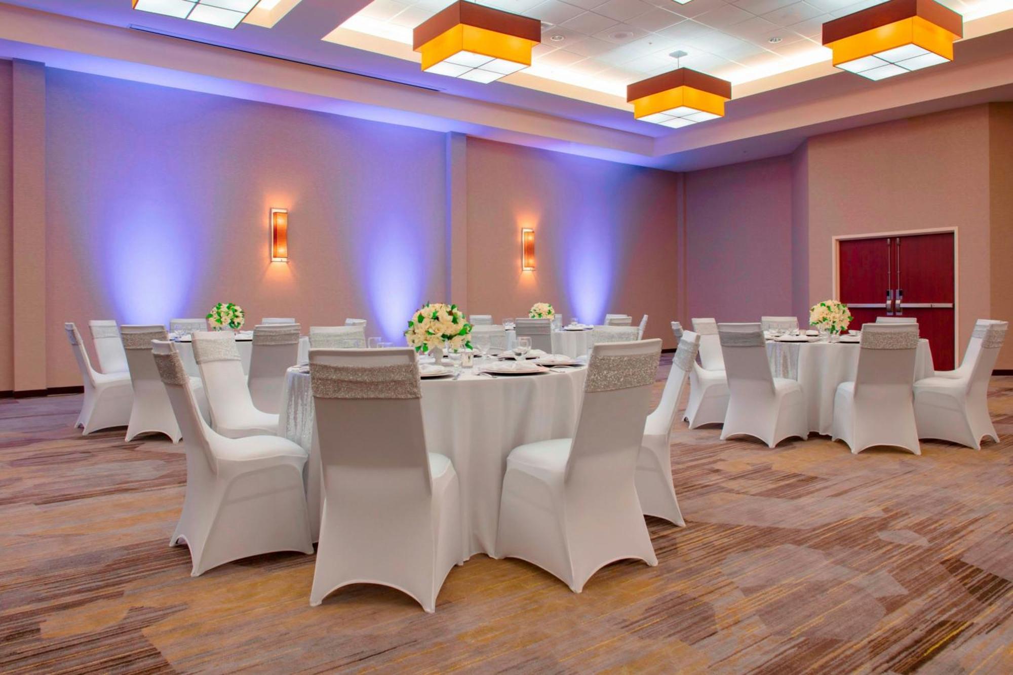 Courtyard By Marriott קילין מראה חיצוני תמונה