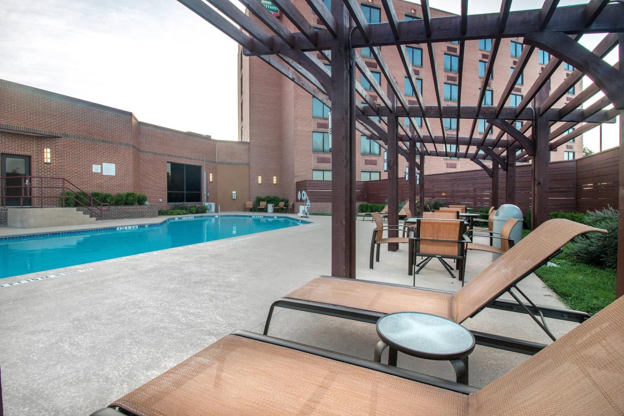 Courtyard By Marriott קילין מראה חיצוני תמונה